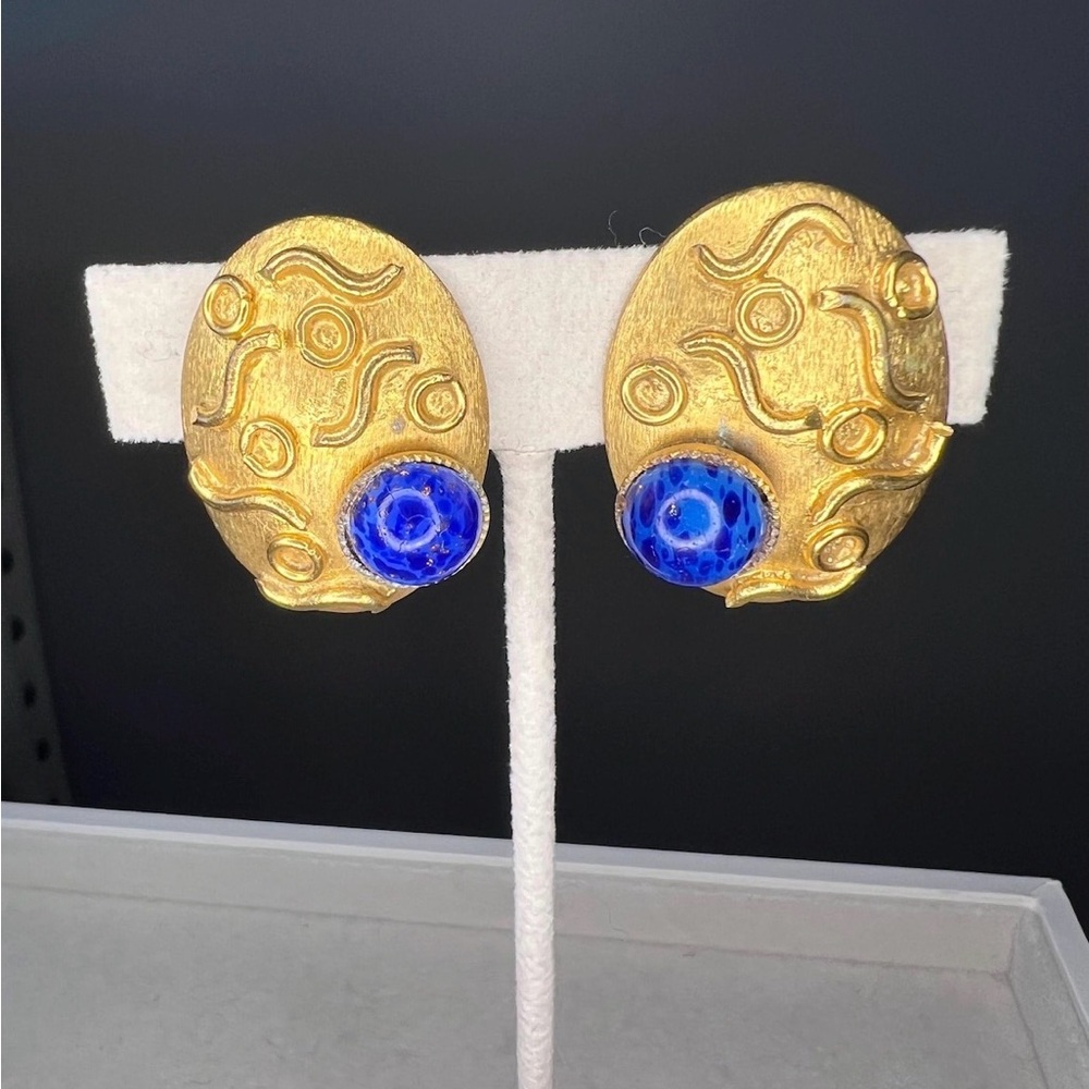 NFS clip on earrings